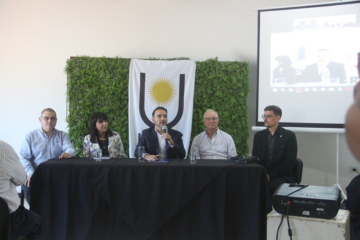 Se inició la Tecnicatura Foresto Industrial de <a href="/AgrariasUnne/">ғᴀᴄᴜʟᴛᴀᴅ ᴅᴇ ᴄs ᴀɢʀᴀʀɪᴀs</a>, una propuesta de expansión territorial de la UNNE 🏫🌳