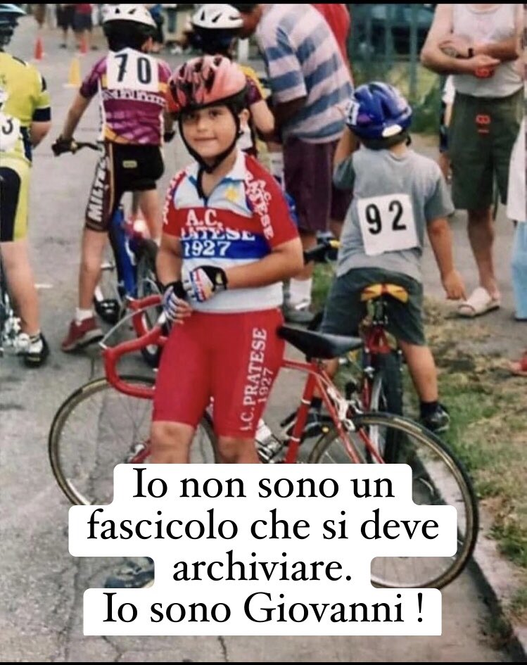 #Ciclismo VERGOGNA DISUMANA. Mio Figlio Giovanni è stato un tesserato della #Federciclismo sin dall’età di 5 anni, ha vestito la maglia azzurra, ha corso il Giro d’Italia under 23 nel 2018, e’ morto nel 2019, all’età di 22 anni, a 144 metri dalla linea di arrivo, al termine di…