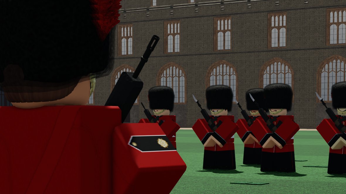 AlexanderCGuard's tweet photo. Today I was the Captain of the New Guard for the Changing of the Guard that took place at Windsor Castle. Very well done to the lads and a very smooth parade. @RbxGds https://t.co/taxsqRSZPi
