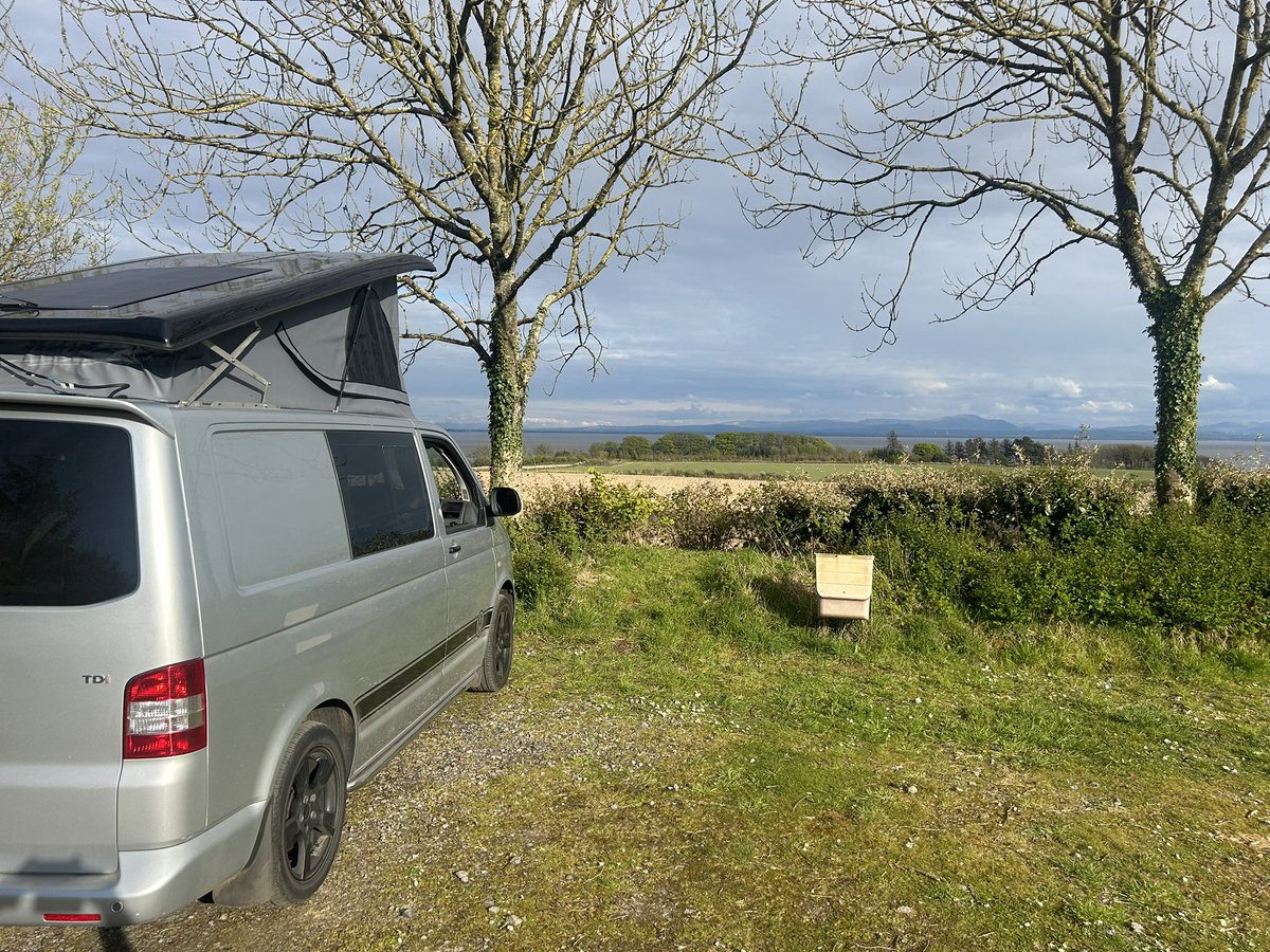 Home for the night with cracking views over to the Solway to the Northern Lakeland fells 👍 And I’m the only one here 👍