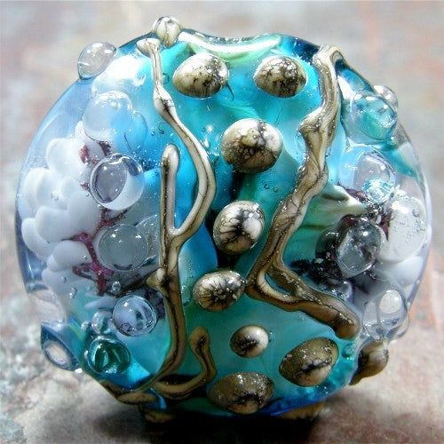 Love making jewelry?  Get some of these beautiful handmade lampwork beads for your next jewelry making project covergirlbeads.com #LampworkBeads #LargeHoleBeads #JewelryMakingBeads #JewelryBeads #JewelrySupplies #EarringBeads #Jewelry @Covergirlbeads