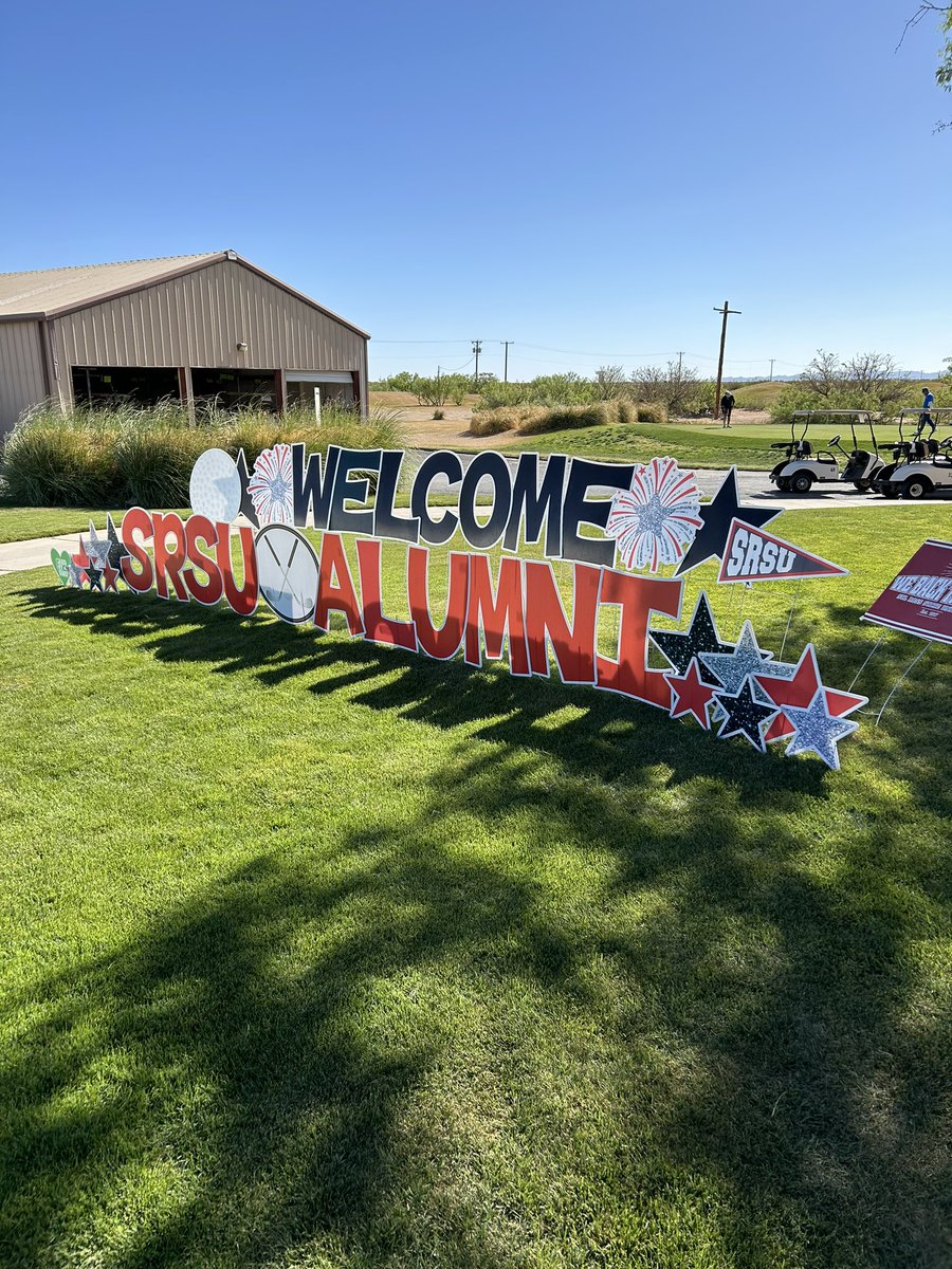 CoachSWUTEP's tweet photo. Awesome morning hanging out with my Alma Mater @Sul_Ross in the 915! 

Thanks for the hospitality! Once a Lobo always a Lobo 💯 https://t.co/ycxE8VuzG4