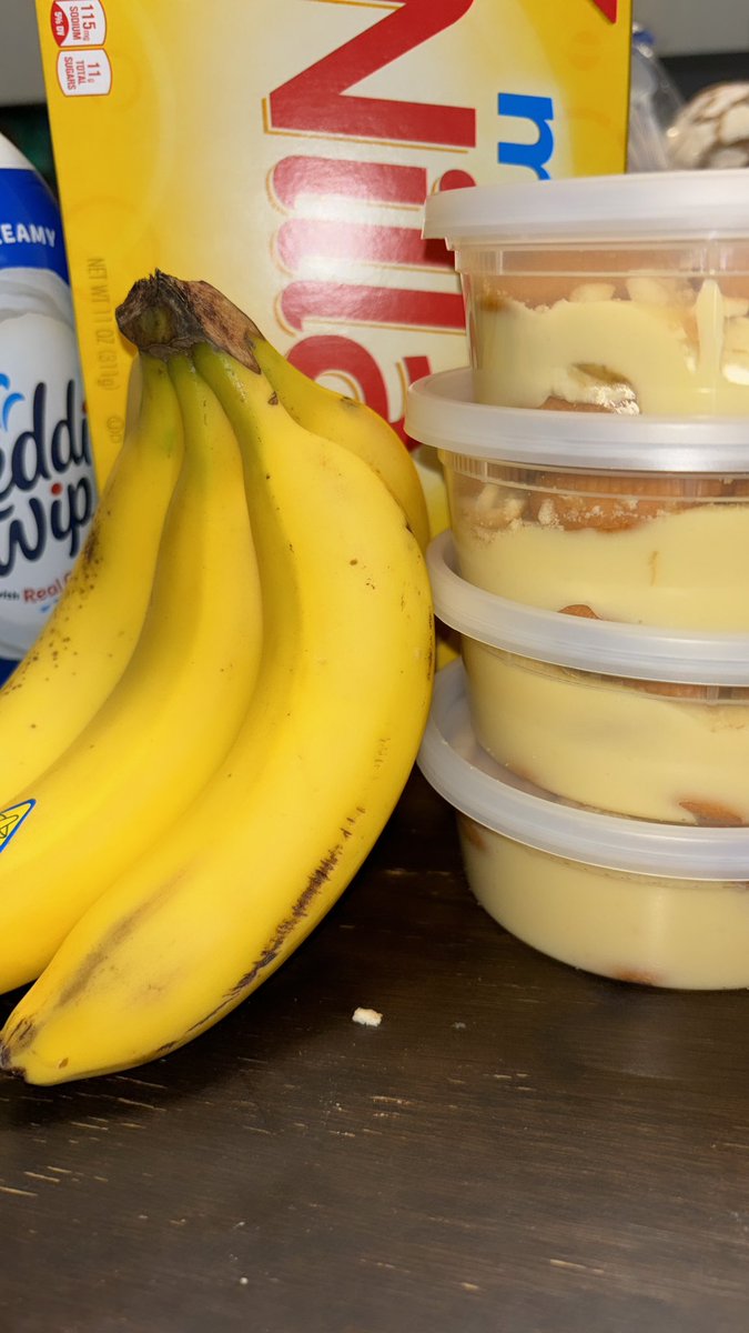 hiiambriiittttt's tweet photo. Homemade Banana Pudding $7 - $10 with Delivery π«ΆπΎ #TheSweetestBitee https://t.co/wcPc2PZ2fF
