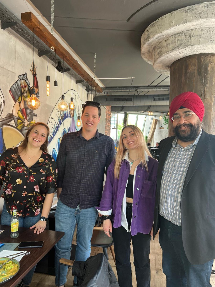 Jessica Leismann (@jessicaleismann) on Twitter photo Yesterday we had a BOMBastic Seminar and Mentoring Session with <a href="/HarmitMalik/">Harmit S. Malik</a>. Thank you so much for visiting US in Mainz! Happy to had the chance of organizing this together with <a href="/StelaKanta/">Stela Kanta</a> ☺️ Yesterday we had a BOMBastic Seminar and Mentoring Session with <a href="/HarmitMalik/">Harmit S. Malik</a>. Thank you so much for visiting US in Mainz! Happy to had the chance of organizing this together with <a href="/StelaKanta/">Stela Kanta</a> ☺️
