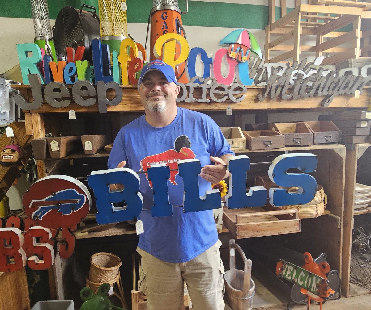 Walk into the 3 story General Market in Detroit's historic Eastern Market and you see a Bills metal sign.....you gotta buy it right??!! #TakeMyMoney