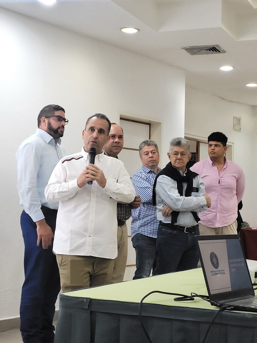 ADOrganizacion_'s tweet image. #27Abril | Taller de formación comunicacional de @ADemocratica, con representantes de todos los Estados del país. #ADConecta