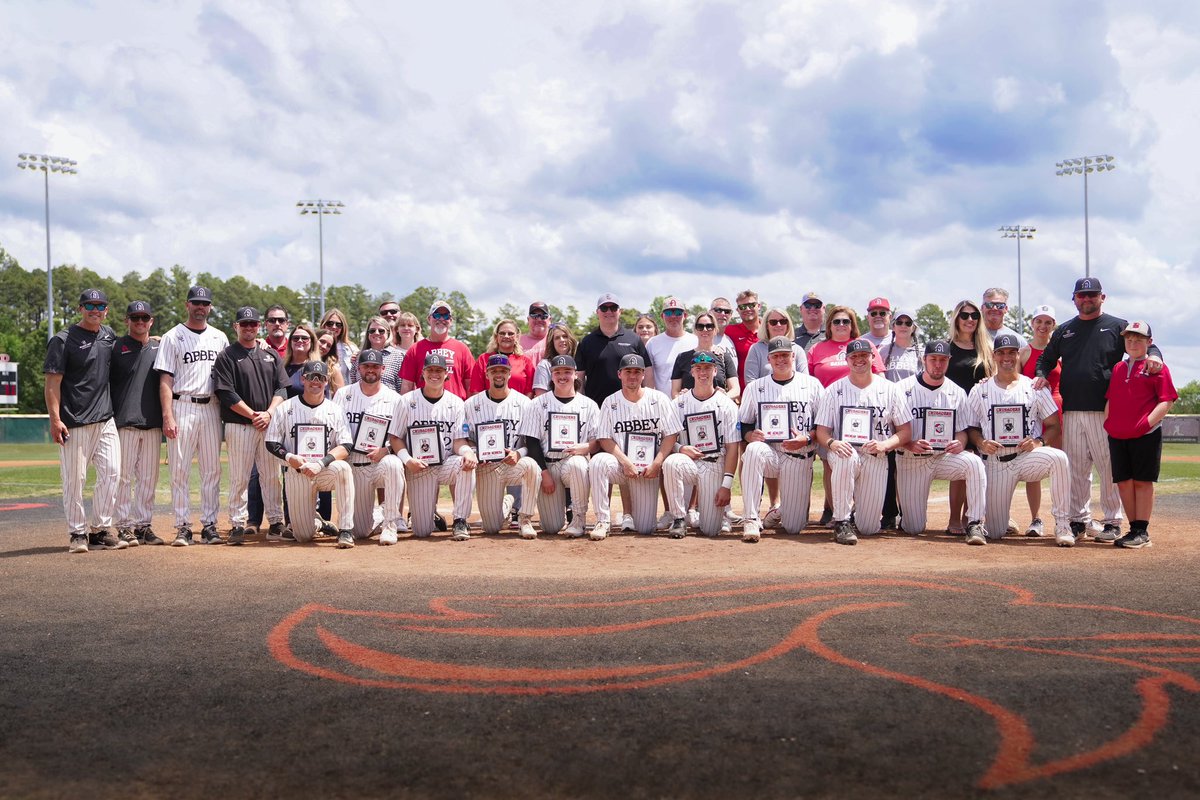abbeyathletics's tweet photo. Today we celebrate 1️⃣1️⃣ Baseball Seniors ahead of their double-header against the Young Harris Mountain Lions! 

#RaiseTheRed | #AbbeyAthletics https://t.co/JDxCTJU2dV