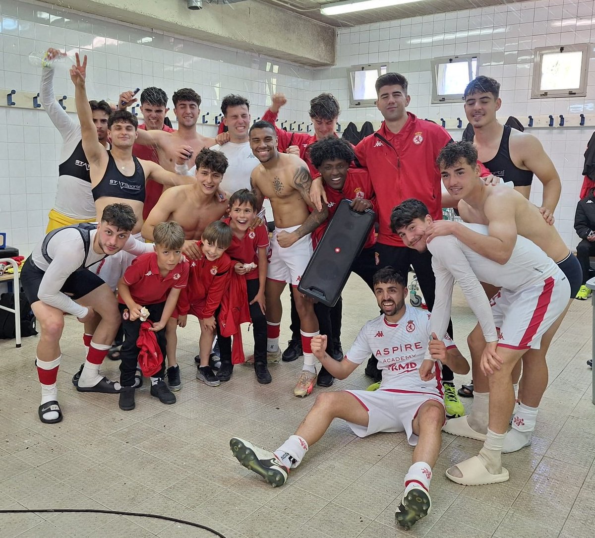 🦁 𝗦𝗢𝗠𝗢𝗦 𝗘𝗤𝗨𝗜𝗣𝗢 𝗗𝗘 𝗣𝗟𝗔𝗬𝗢𝗙𝗙

#AúpaCultu 
#CultuAcademia