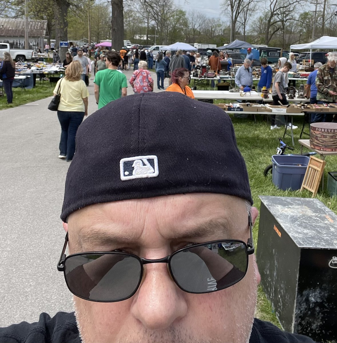 SUPER NACHOS- at my favorite outdoor/indoor flea market in Tiffin Ohio. Looking for all my favorite collectibles and comics! Just glad my favorite taco truck is here!