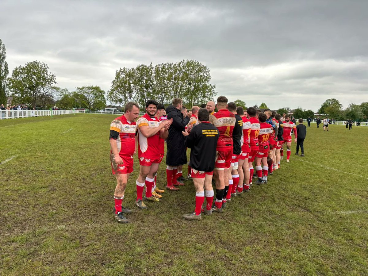 🏉 FINAL SCORE 🏉 Longlevens Rugby 25 - 19 Nailsea & Backwell RFC On to the semi-final of the Papa John's Cup next weekend at Longford Lane. 💪 #UpTheGriffins @deacs3