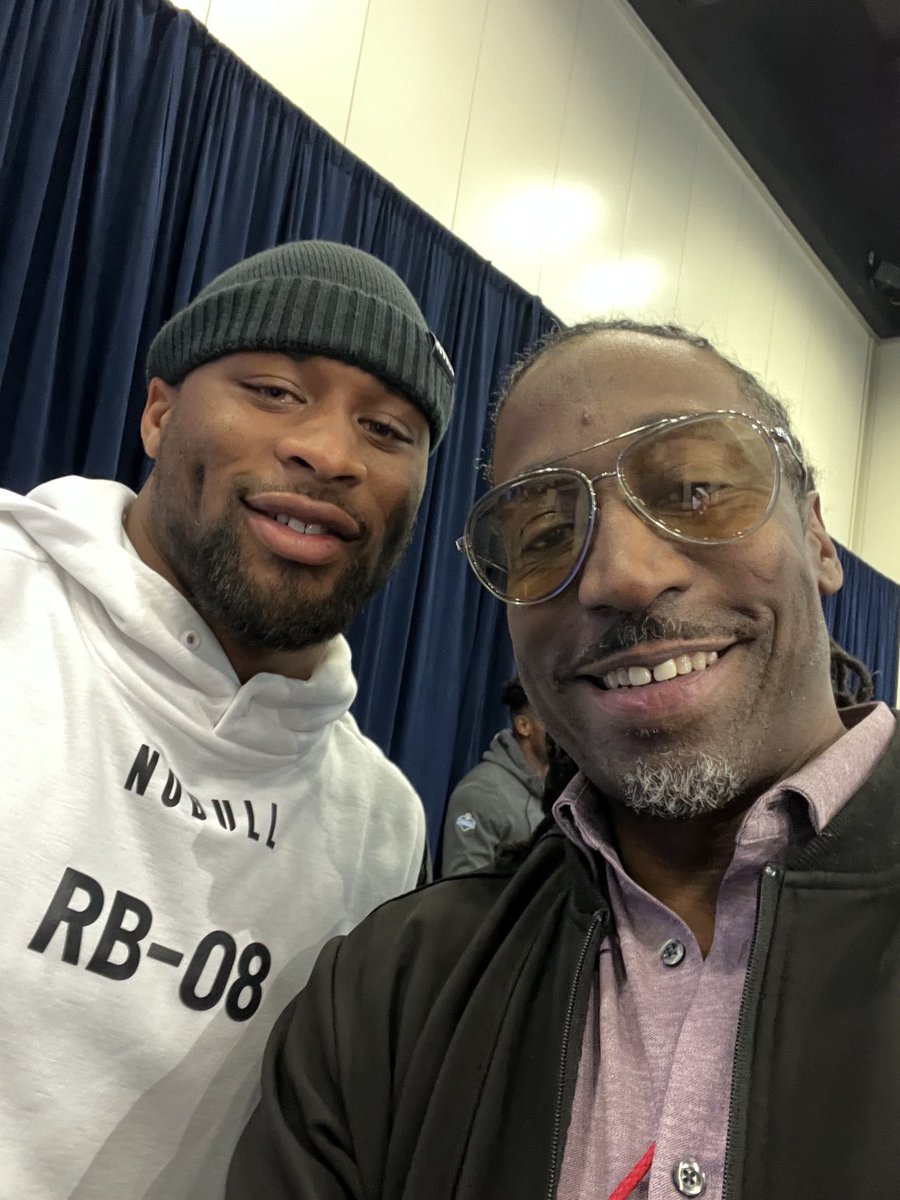 Muki Hawkins tweet media
