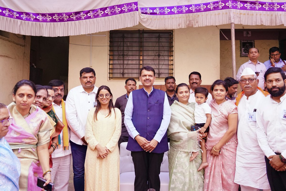 Dev_Fadnavis tweet picture