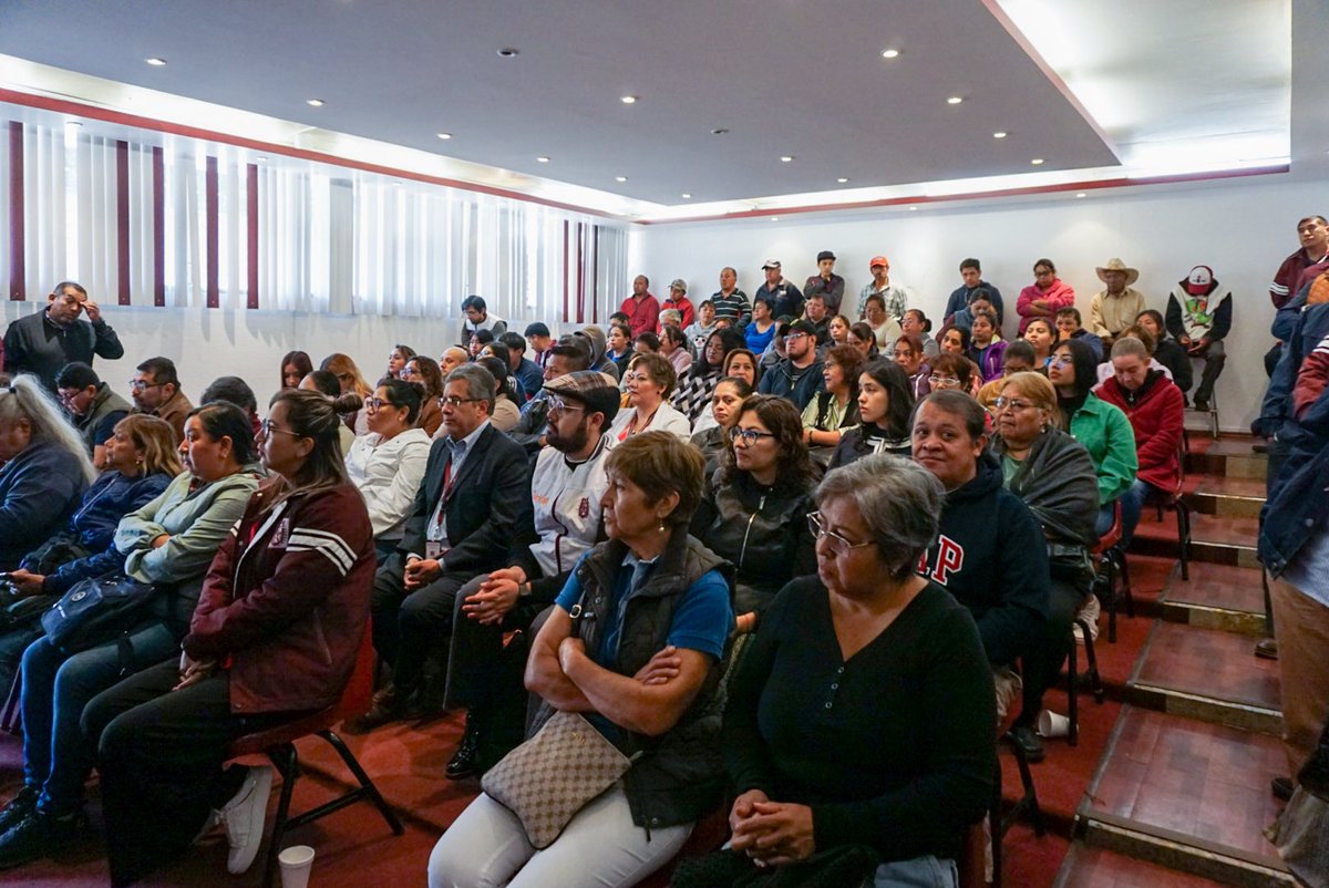 CITAI_IPN's tweet photo. 🤩 Que todos los esfuerzos por un mejor legado en la #educación sea siempre el motor de nuestros comités #CITAI | Hoy #CICSUMA forma parte de este gran proyecto Bienvenidas hermanas y hermanos del #CICSUMA 👏🏻✨🙌🏻
.
#CITAI #InnovacionCITAI #AcademiaCITAI @CyAcademia https://t.co/3yjeJ46Xbp