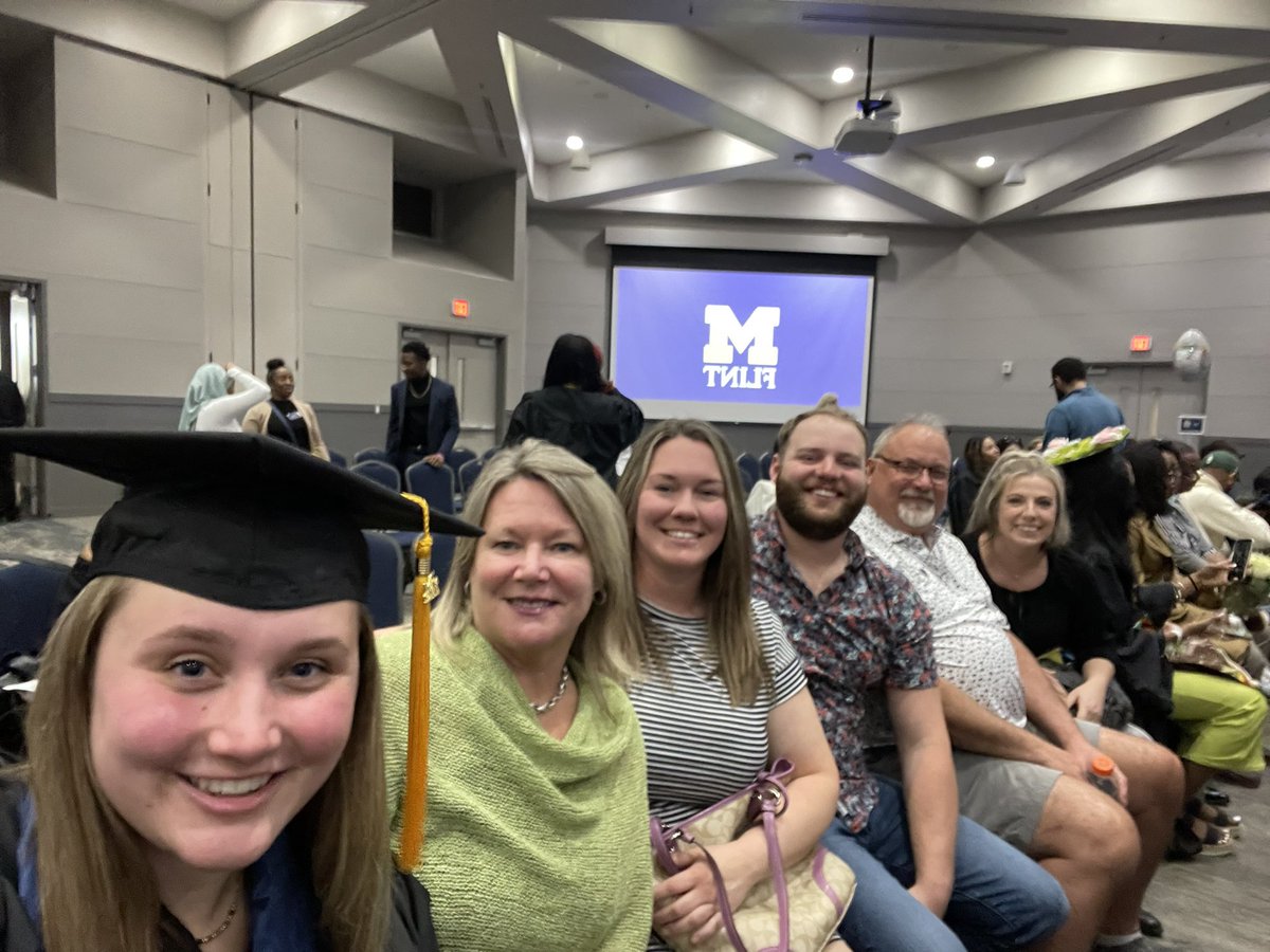 miller_sam33's tweet photo. #umflintgrad2024 https://t.co/3QMpADN98c