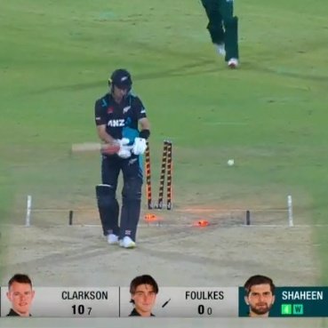 A perfect fiery yorker by Shaheen

#ShaheenShahAfridi #PAKvsNZ