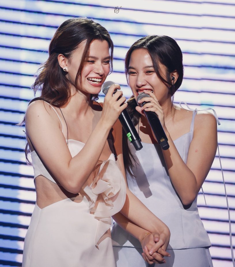 httpsrchafreen's tweet photo. now THIS is home 🥺🤍

SAROCHA REBECCA IN MANILA
#FreenBeckyFMinPH2024 https://t.co/U17s2IK0O5