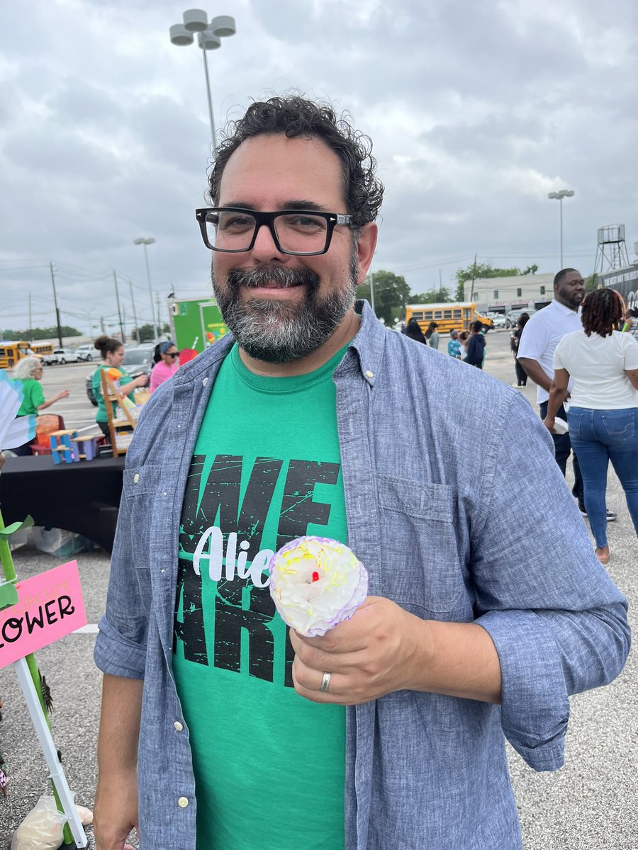 Dr. Betty George (@bettytgeorge) on Twitter photo Even Michael with <a href="/Alief_Lang_Arts/">Alief ISD RLA Dept.</a> swung by the design an LED Circuit Flower! <a href="/AliefScience/">Alief Science</a> <a href="/aliefstem/">Alief STEM</a> Even Michael with <a href="/Alief_Lang_Arts/">Alief ISD RLA Dept.</a> swung by the design an LED Circuit Flower! <a href="/AliefScience/">Alief Science</a> <a href="/aliefstem/">Alief STEM</a>