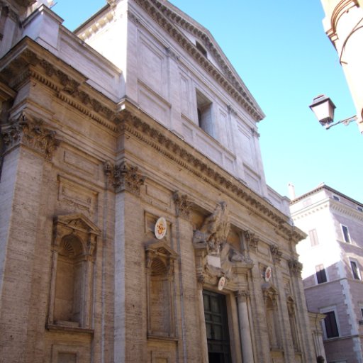 27 de abril, festividad de Nuestra Señora de Montserrat, Patrona de Cataluña. Es precioso cómo en Roma lleva su dulce nombre la iglesia Nacional Española de Santiago y Montserrat x.com/chiesa_spagnola 'Dels catalans sempre sereu Princesa, dels espanyols Estrella d'Orient'