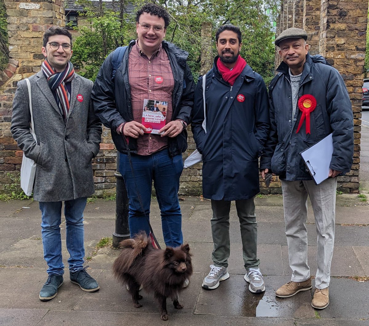 Great morning with @IslingtonLabour on the #LabourDoorstep ahead of the Hillrise by-election this Thursday and elections for @Semakaleng and @SadiqKhan. Particularly pleased to have been joined by my favourite local resident Heidi 🐾
