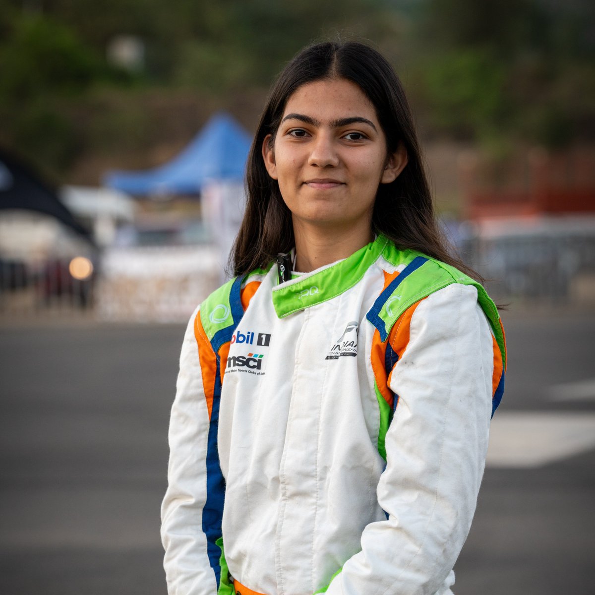 🚨We are now live with racing driver @ShriyaLohia on all being a 15-year-old racing driver, the impact of the Indian F4 championship, and why she doesn’t really miss not having a social life. Check out the link below to tune in 🔗 open.spotify.com/episode/5CbzK7… #WomenInMotorsport #F4