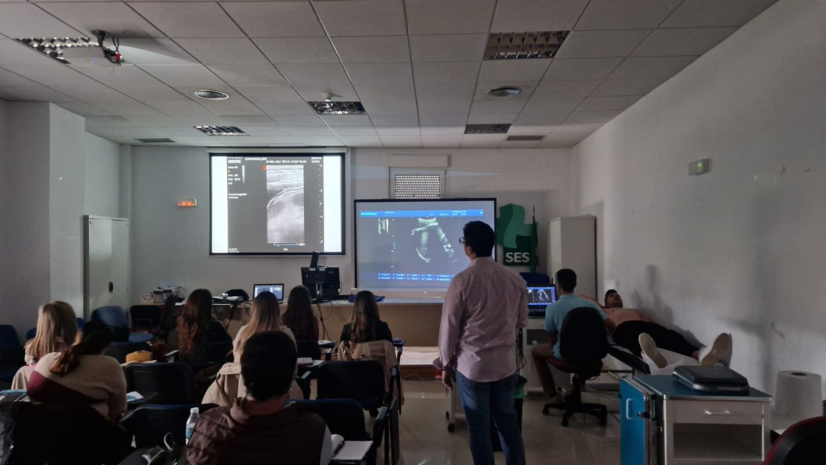 LaraBarea22's tweet photo. Curso Ecografía de urgencias en el hospital de Zafra.
Organiza @SIEC_ecografia https://t.co/VD8AHe0rvp