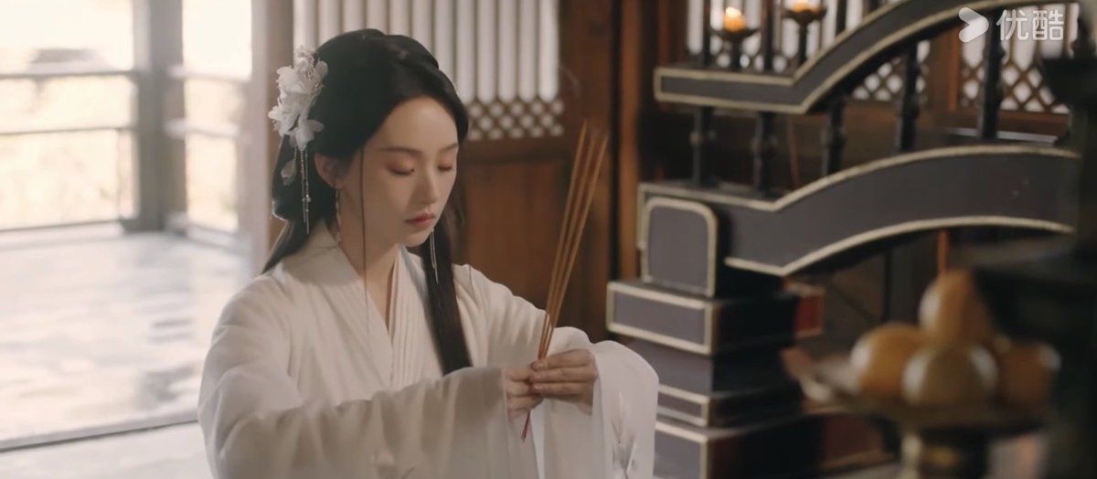 estherbyun13's tweet photo. "Mother, he is Yingshi, the man I like. Please, meet him"
#SecretsOfTheShadowSect #HuYiyao #LinZehui https://t.co/tVuIjDJ72T