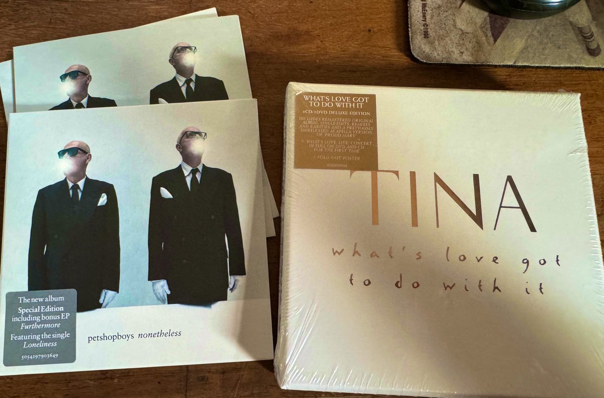 #NewMusic and #newadditions to my collection from @petshopboys and @tinaturner … can’t wait to delve in #recordcollection #cdcollection #psb #TinaTurner #PetShopBoys