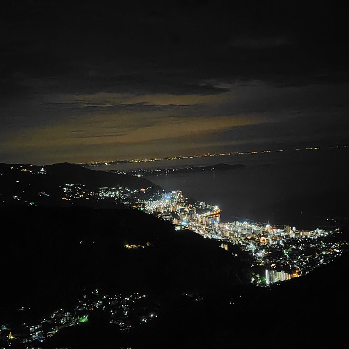 夜更かしなう(2024/04/28 02:48:42)
#nightview  #atami  #Japan