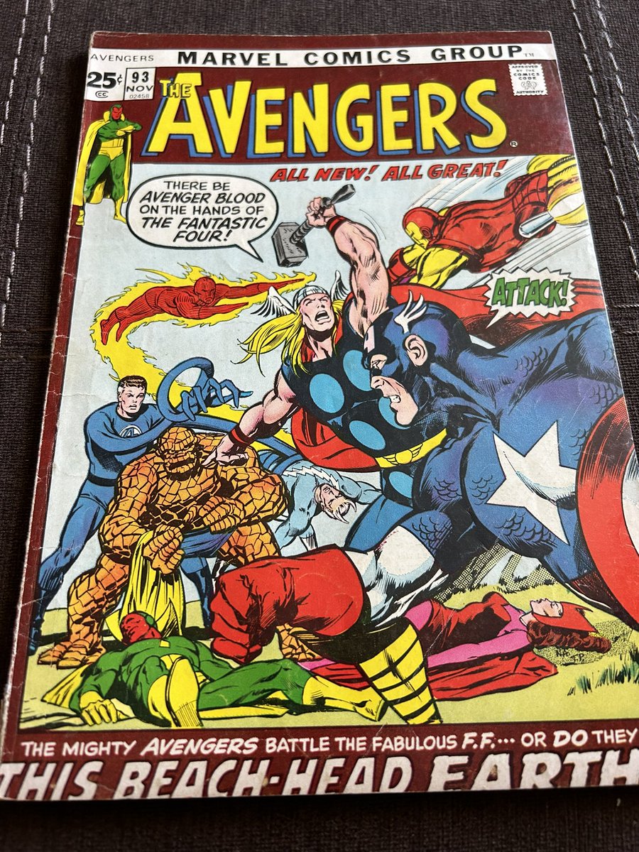 Next up on the #Avengers #ReadPile is no93- “This Beachhead Earth” by Thomas & Adams. Kree-Skrull War Part 5.   #comics #Marvel