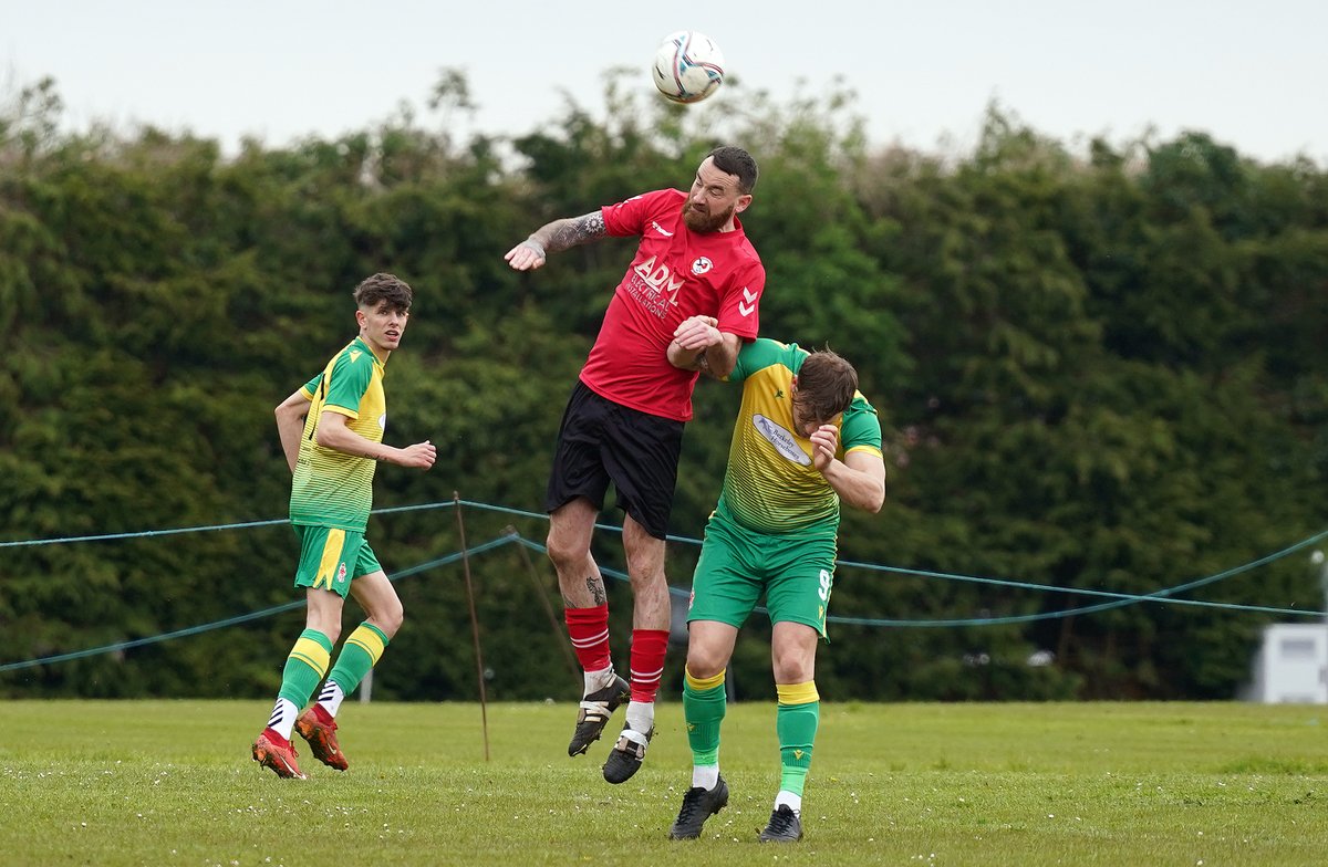 A few from the Chalford v Berkeley Town game today, Chalford winning 11-2. @Chalford_AFC @berkeleytownfc