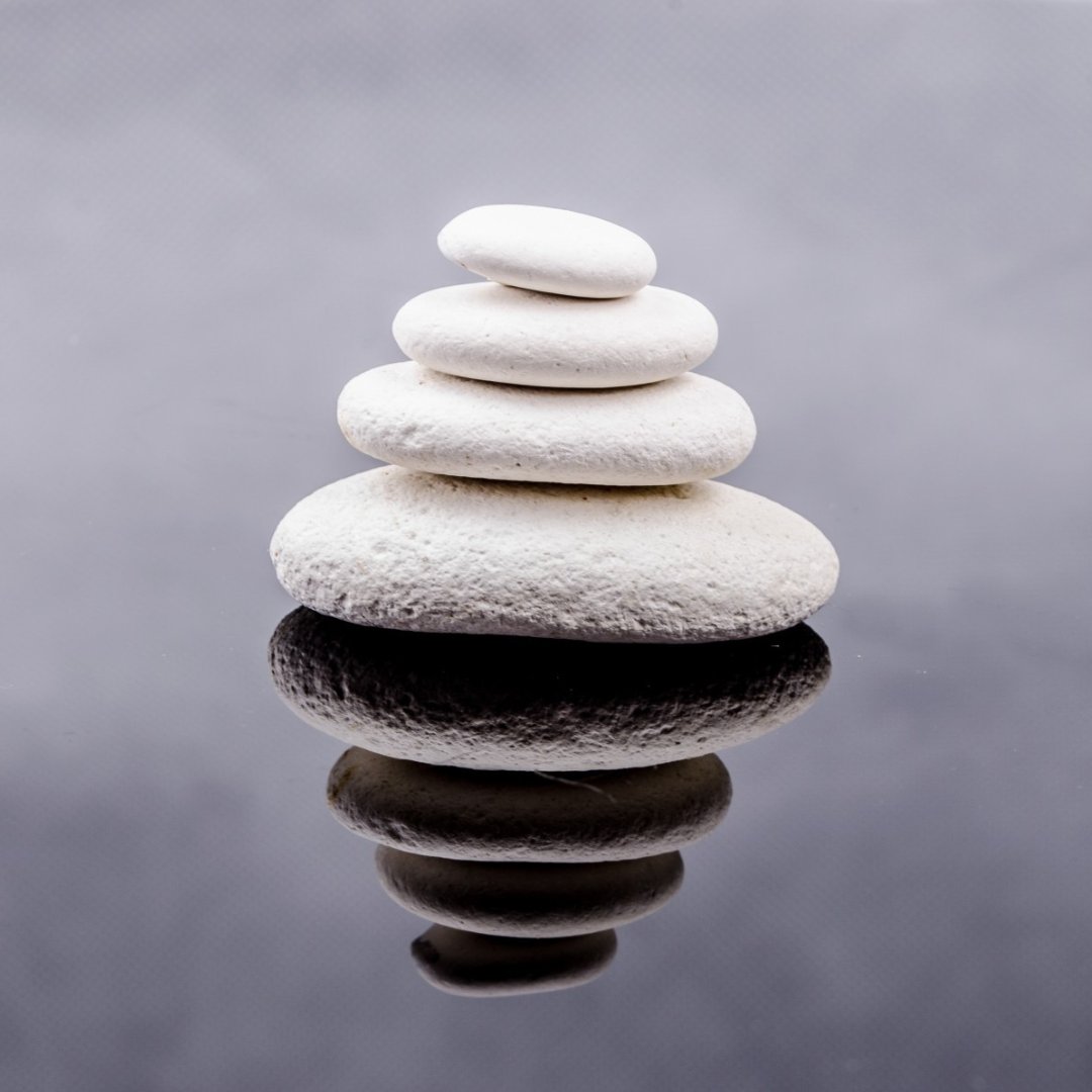 JustBeNaturalLP's tweet image. New Blog: 5 Ways to Create More Balance and Less Stress justbenatural.co.uk/create-more-ba… #destress #StressAwarenessMonth #relaxation #balance #wellbeing #mentalhealth #aromatherapy #essentialoils
