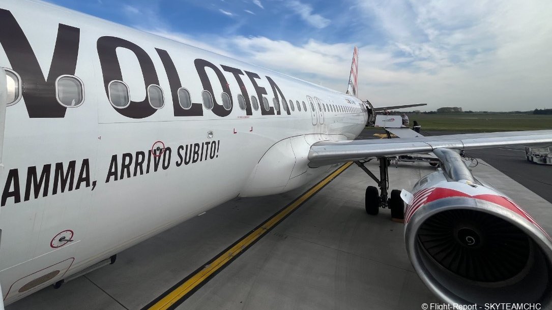 [Récit de vol] Découvrons une ligne éphémère 🇫🇷 opérée par @volotea entre @MPLaeroport et Deauville en @Airbus #A320 :

Un vol low-cost très agréable et bien rempli, avec un équipage souriant.

✈️ flight-report.com/fr/report/6721…