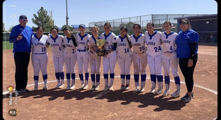 ClintSoftball's tweet photo. Congratulations to our lady lions softball team for winning a tough series against a very good Young women’s STEAM academy. 
Back to back Bi- District Champions. 
@ClintHSLions 
@ClintBaseball https://t.co/PZk3zbbnXb