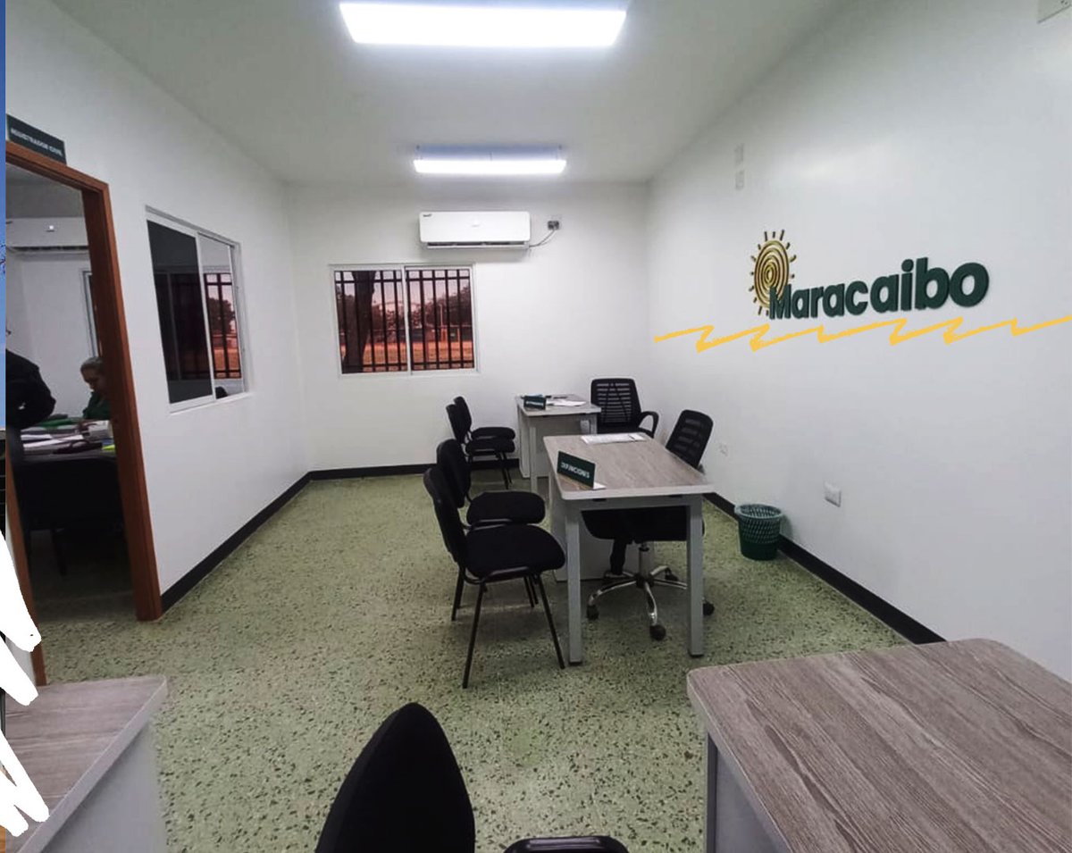 TechoVenezuela's tweet photo. Logramos rehabilitar: 🎤 Salón de usos múltiples 🧾 Módulo de Registro civil 🥖 Módulo de Panadería ✂️ Módulo de Peluquería #Inclusión #Desarrollo #EspaciosParaTodos https://t.co/3zp33mIqqv