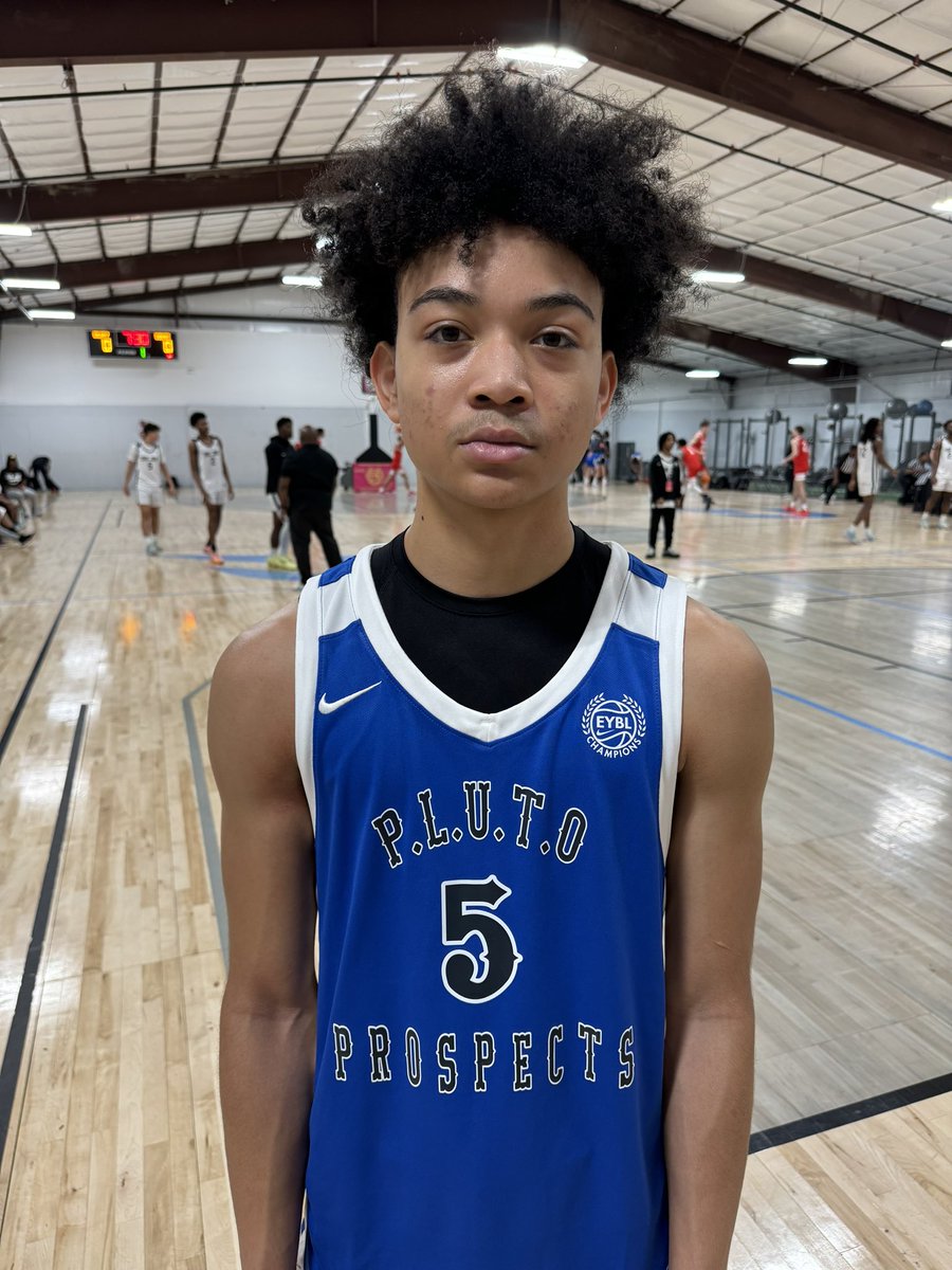 Big 16U win against Team Thad Reform Sports! 

Corey Hill w/ 20 &amp; 14
Jeremiah Trimm w/ 19
Jeremiah Starr w/ 17 (5 threes)
Aidan Perez w/ 14 

2-0 on the weekend 

#TakeOverFamily 🏀