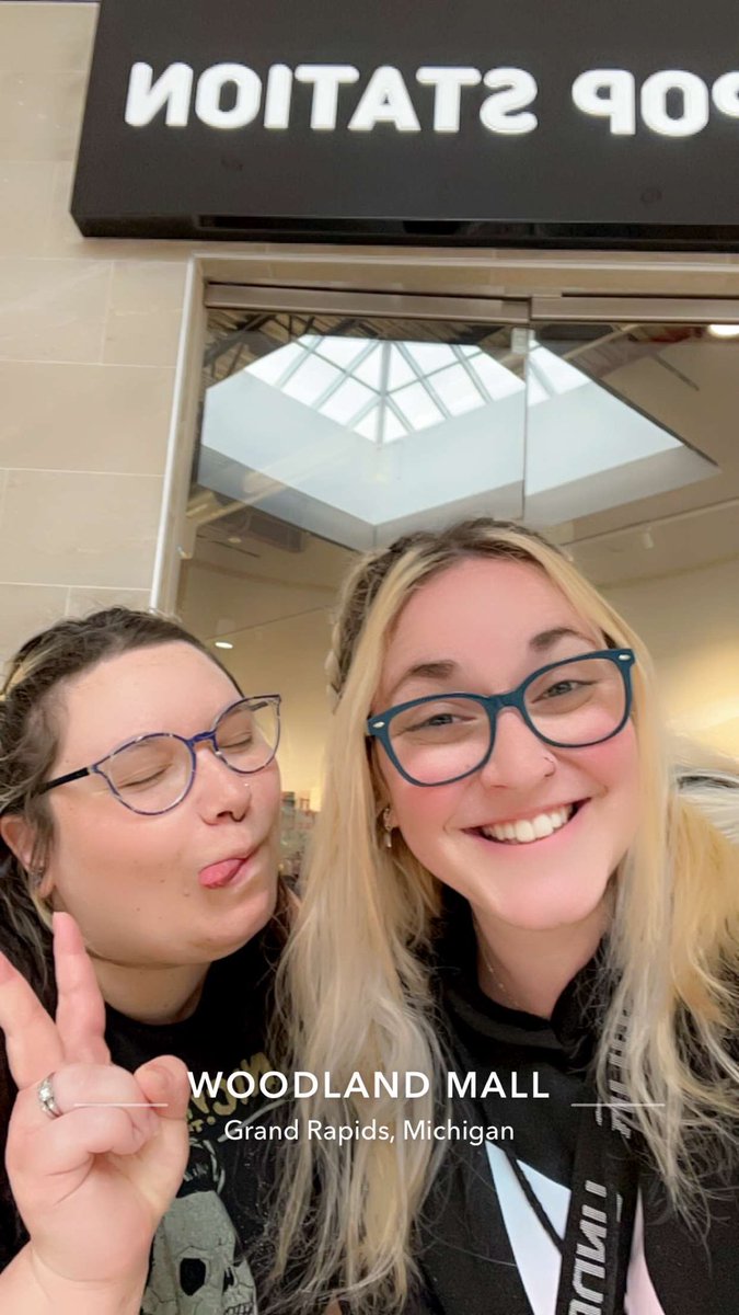 KWaveCorner's tweet photo. Who else stopped by the Kpop Station opening at Woodland Mall today?? You know some of the Kwave Corner fam were first in line 🥰 Sound off in the comments &amp; tell us what you got!
••
#kpop #kpopstation #kpopstationgr #mikpop https://t.co/Utd6AyA0td