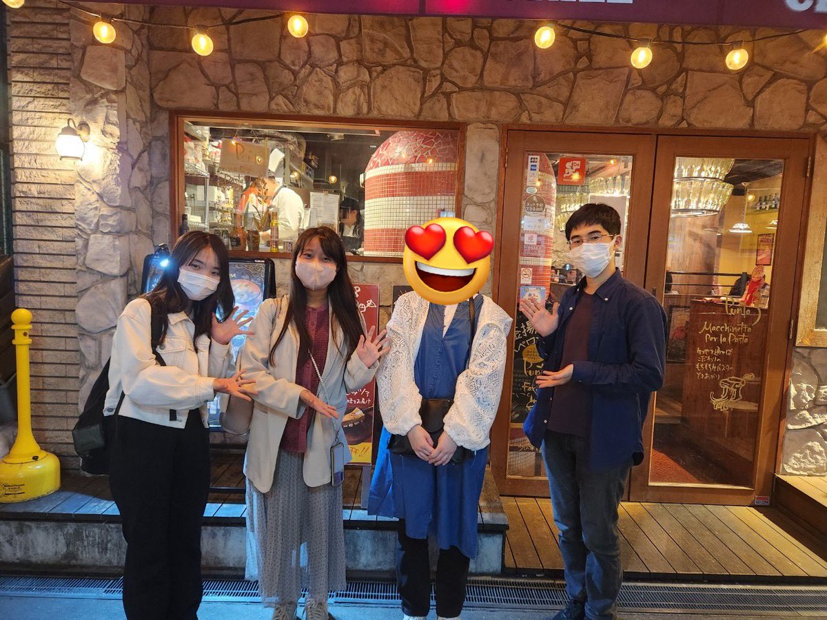 omc_orchestra's tweet photo. 4月25日にvansan にて、新歓を行いました！
1人の一回生に参加していただき、楽しくお話しすることができました！これからも新歓は続いていくので、是非とも参加してください！ https://t.co/9qTJ1Ygwcr
