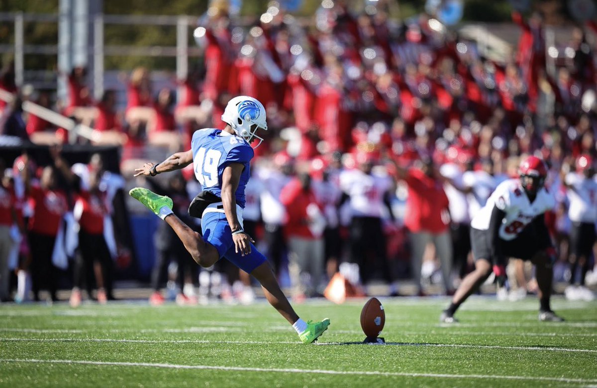 Thankful for my time at Fayetteville State &amp; for all my teammates. With that being said, I have entered the transfer portal with 1 year of eligibility left &amp; 1 redshirt. 

(Film Link)
youtu.be/5njFvbE6HaQ?si…