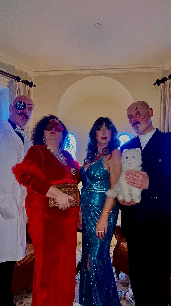 Our #007 #Bond #murdermystery <a href="/KilleavyCastle/">Killeavy Castle Estate</a> last night