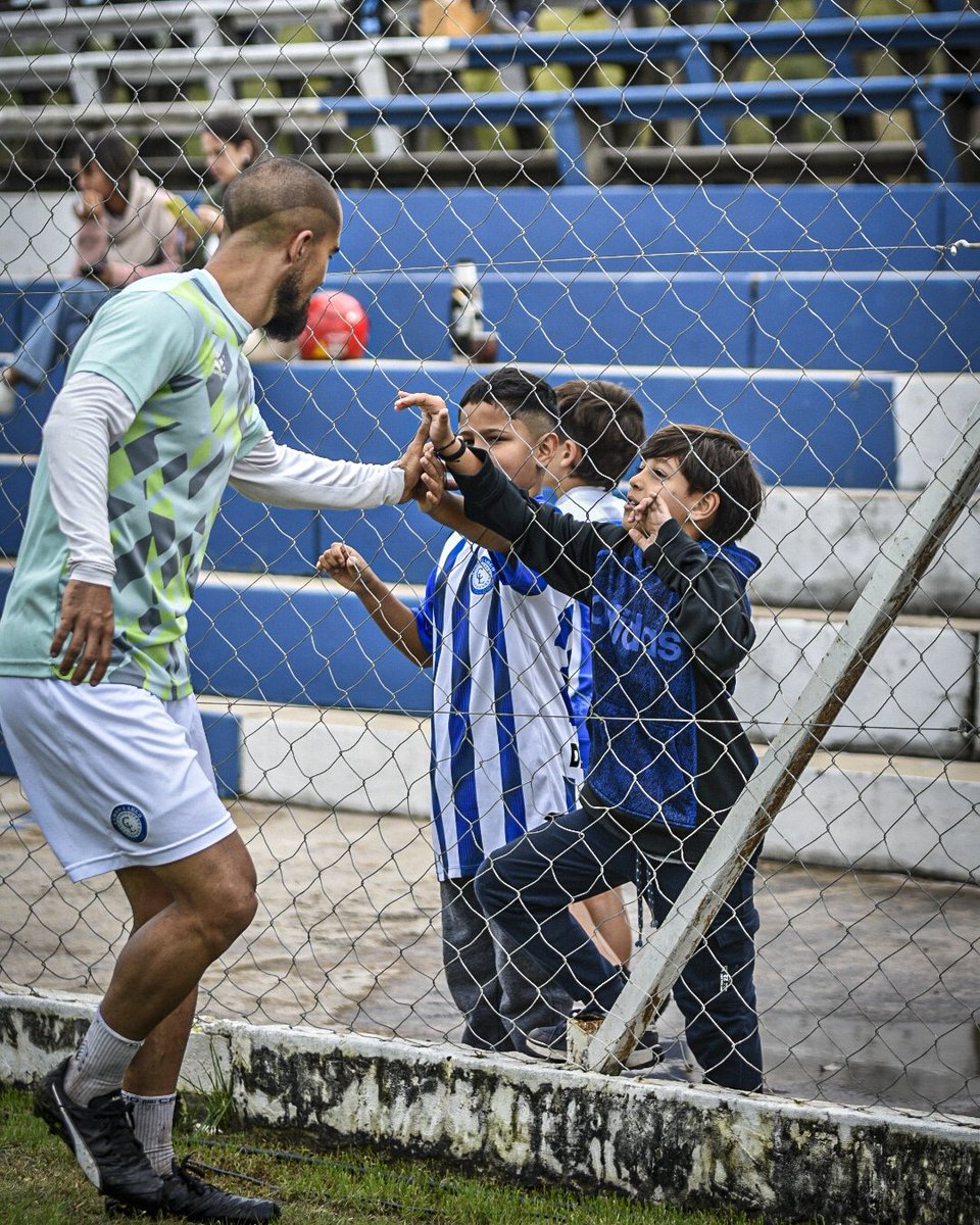 Ellos 🧒🏻🧒🏻 ¡El futuro del club! #UnClubDePrimera🏹