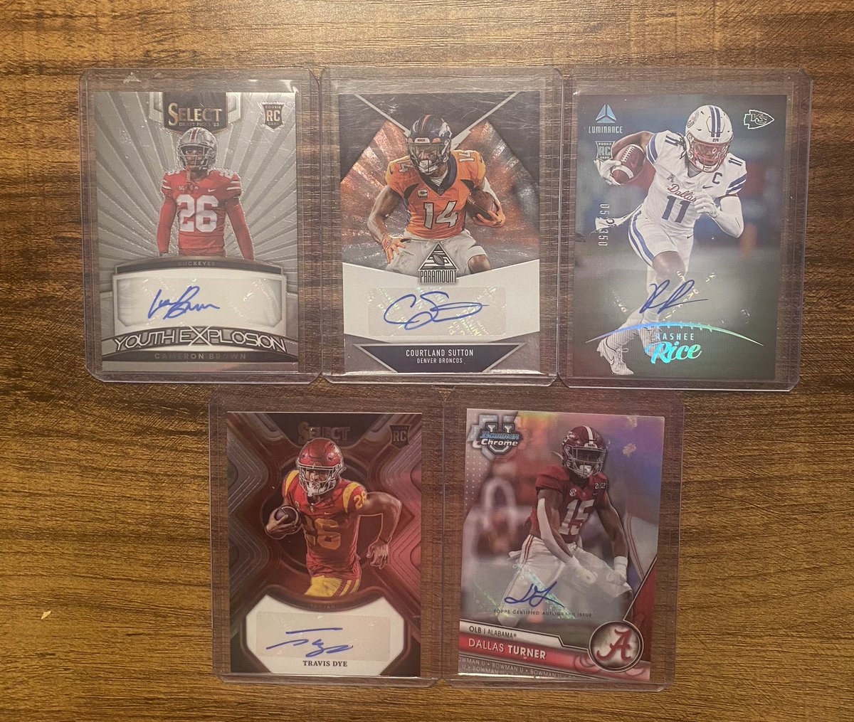 @Beescards @CodiDaReposter @CardboardEchoes @HobbyRetweet_ NFL w/ Autos - 25 cards - $25 shipped