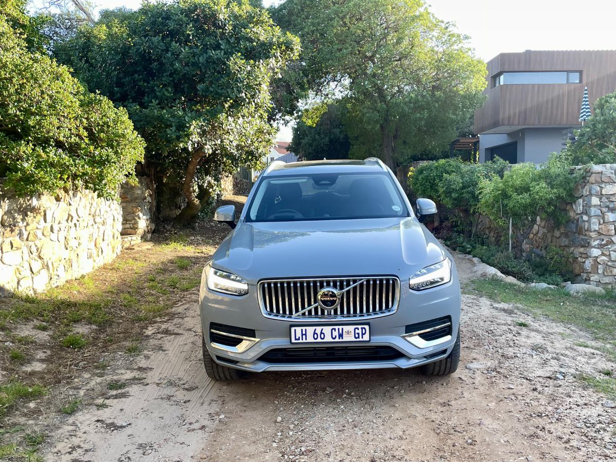 AutoTrader (@autotradersa) on Twitter photo Large and luxurious SUVs are everywhere, but they don't offer what Volvo's super seven-seater plug-in #hybrid does. We lived with the <a href="/VolvoCar_SA/">Volvo Car SA</a> #XC90 T8 Recharge Bright Ultimate for a week and found out why we'd love to park one in our garage 👌 bit.ly/VolvoXC90T8Rec… Large and luxurious SUVs are everywhere, but they don't offer what Volvo's super seven-seater plug-in #hybrid does. We lived with the <a href="/VolvoCar_SA/">Volvo Car SA</a> #XC90 T8 Recharge Bright Ultimate for a week and found out why we'd love to park one in our garage 👌 bit.ly/VolvoXC90T8Rec…