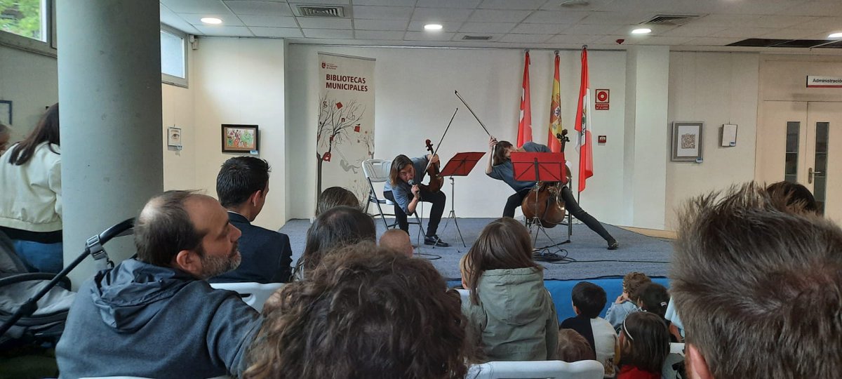 La vuelta al mundo en ocho cuerdas tweet media