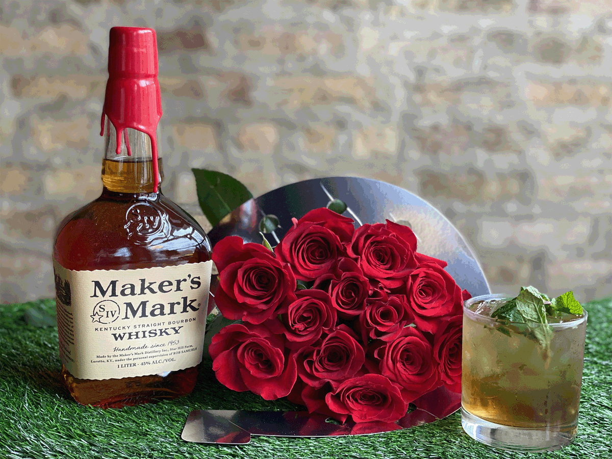 MacsWoodGrilled's tweet photo. Nothing says #DerbyDay like a #MintJulep! Even better: we are featuring specials for #CincodeMayo and the #Runforthe Roses May 3-5. We'll be offering $16 Steak Fajitas + $4 Modelo & Corona bottles, $6 Termana Blanco shot & $10 Maker's Mark Mint Juleps all weekend! ๐ท: TLM https://t.co/Qnzq7mFiUZ