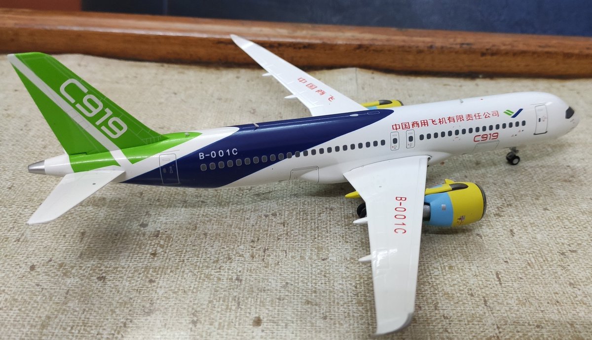 @IXGguy @FinestYew One comac 919 from my collection 😄
