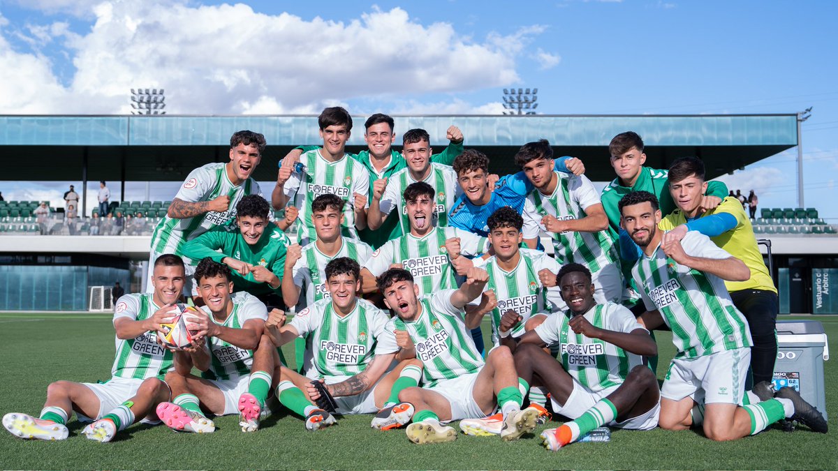 🏆 División de Honor Juvenil 🆚 #RBBjuvenilDH 9-0 Séneca CF ⚽ Barea (3), Pablo García (3), Vergaz (2) y José Mari ¡𝗖𝗹𝗮𝘀𝗶𝗳𝗶𝗰𝗮𝗱𝗼𝘀 𝗽𝗮𝗿𝗮 𝗹𝗮 𝗖𝗼𝗽𝗮 𝗱𝗲 𝗖𝗮𝗺𝗽𝗲𝗼𝗻𝗲𝘀 𝗽𝗼𝗿 𝘁𝗲𝗿𝗰𝗲𝗿 𝗮𝗻̃𝗼 𝗰𝗼𝗻𝘀𝗲𝗰𝘂𝘁𝗶𝘃𝗼! #CanteraBetis