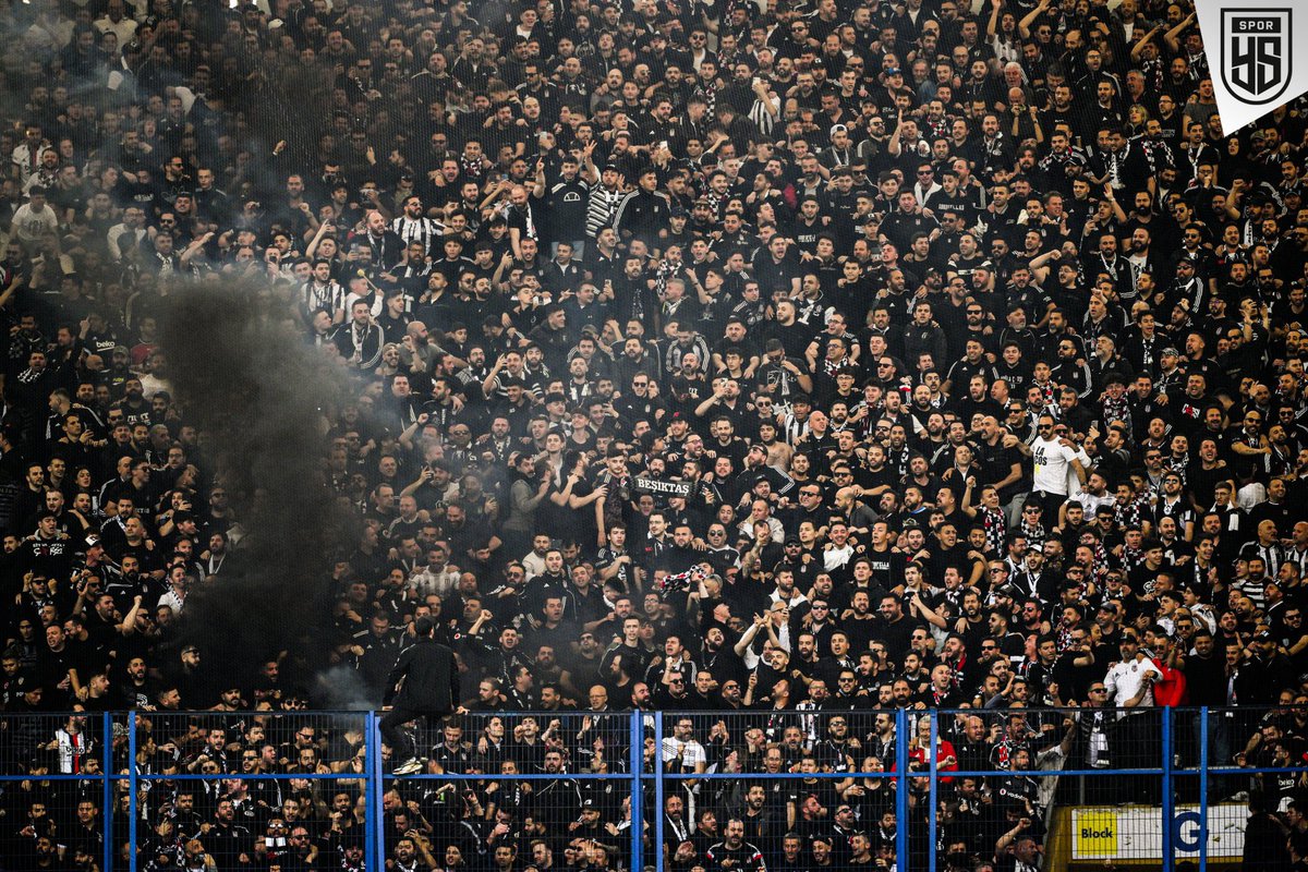 Sahada kaybederiz tribünde asla.