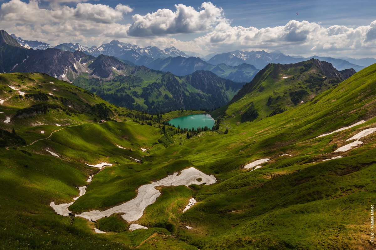 Guten Morgen, hier zijn drie fantastische meren in de omgeving van Oberstdorf in #Beieren:

1⃣ Unterer Gaisalpsee
2⃣ Rappensee
3⃣ Seealpsee