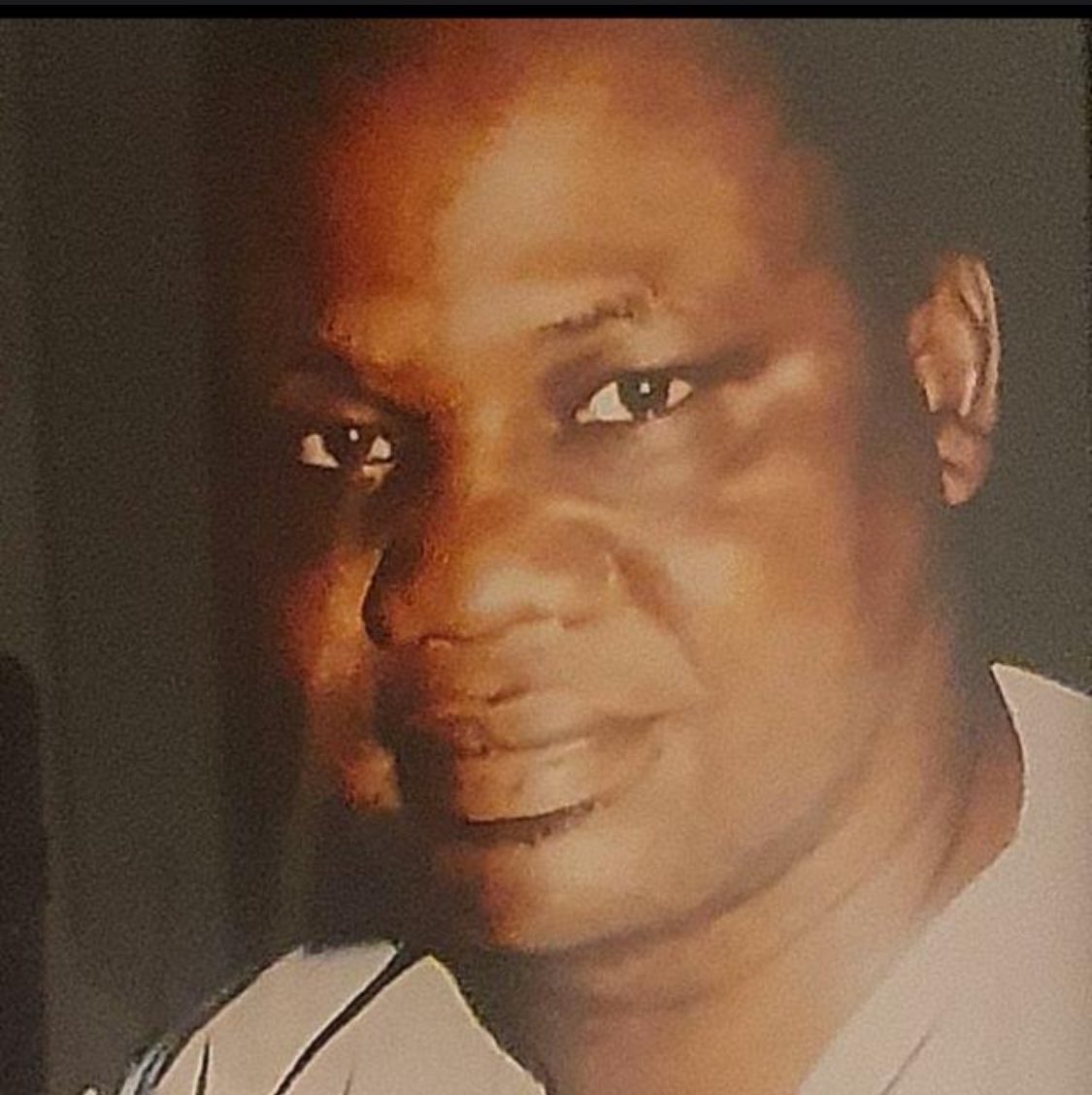 sergetsimi's tweet photo. J’ai eu la chance de l’avoir comme père, guide et inspirateur lucide des trajectoires personnelles et sociales qui aujourd’hui donnent du sens à ma vie. La paix, la rédemption, la félicité éternelle pour son âme sont les prières perpétuelles que j’adresse à la Divine Providence. https://t.co/2YMEcsT1Ga
