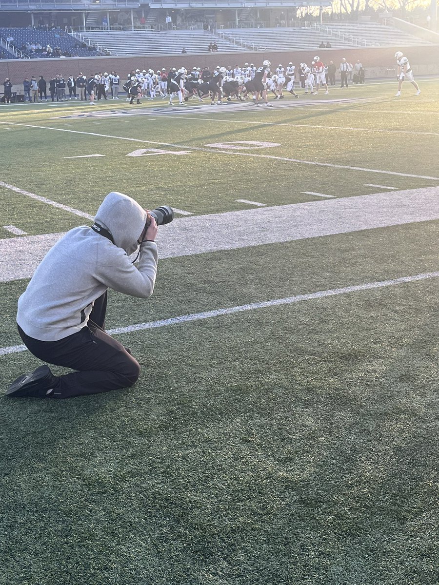 Great day yesterday back <a href="/UNH_Football/">New Hampshire Football</a>  watching the spring game and seeing everyone compete. Thank you for having me @CoachWatkinsUNH  <a href="/603Recruiting/">New Hampshire Football Recruiting</a> @CoachTyRoberts <a href="/Coach_Borden/">ED BORDEN</a> <a href="/rwsantos2/">Rick Santos</a>   <a href="/turf_surfer/">Michael Catania-Mcdonough 🤙🏽</a> <a href="/PactPerformance/">Pact Performance</a>  <a href="/StJohnsPrepFB/">St. John’s Prep Football</a>
